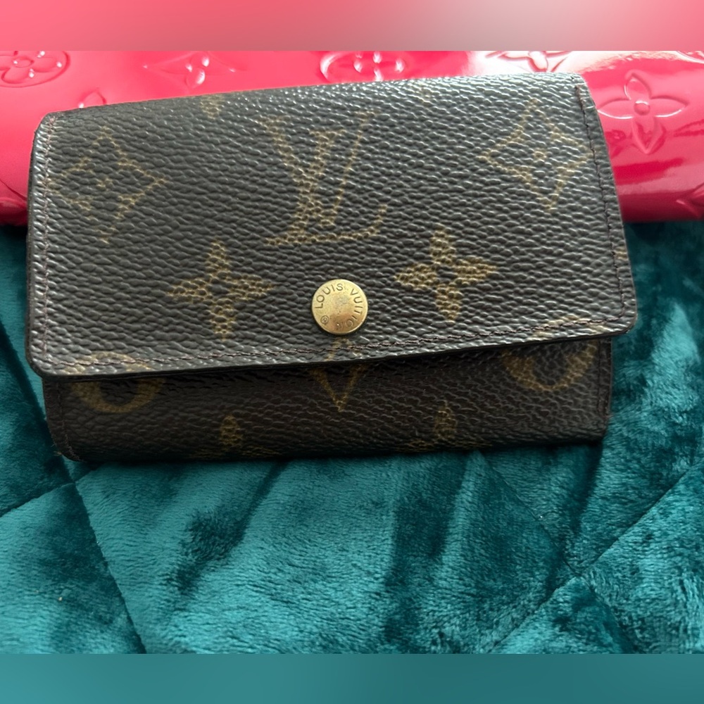 Louis Vuitton Key Holder